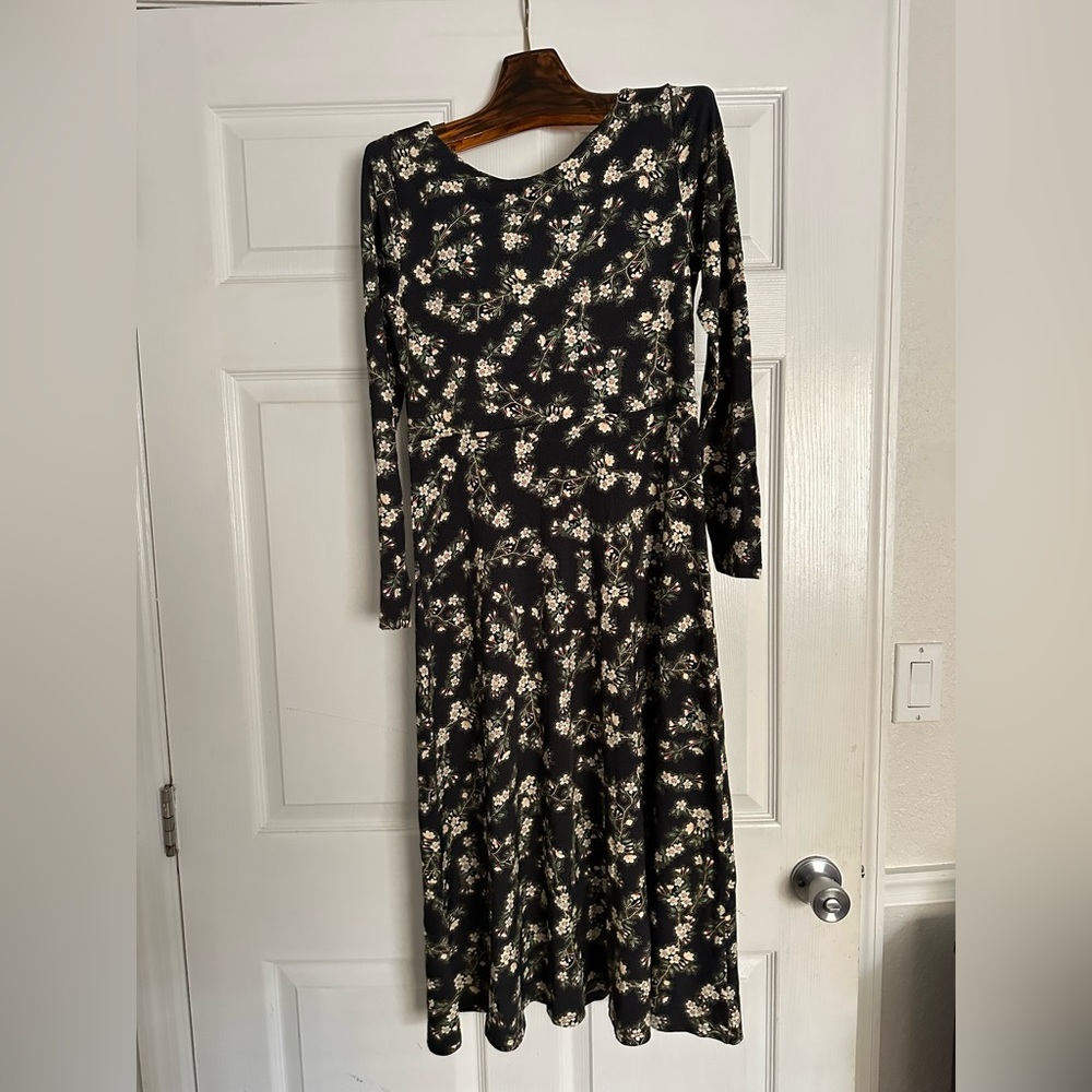 NWT FARM RIO MIDI DRESS - Picture 8 of 8